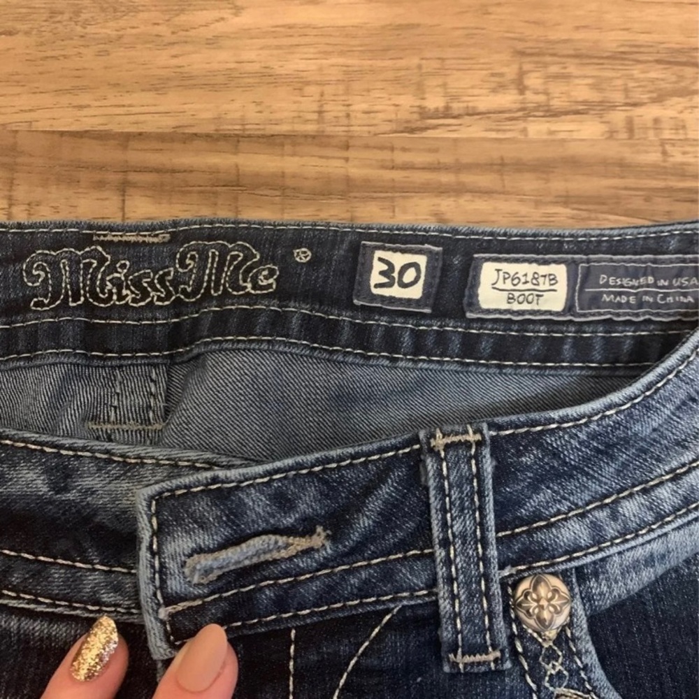 Juniors Miss Me Jeans